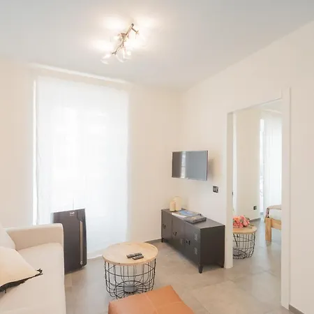 Apartment Enchanted - By Rent *